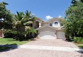 6 bedroom estate home with pool on water in canyon isles