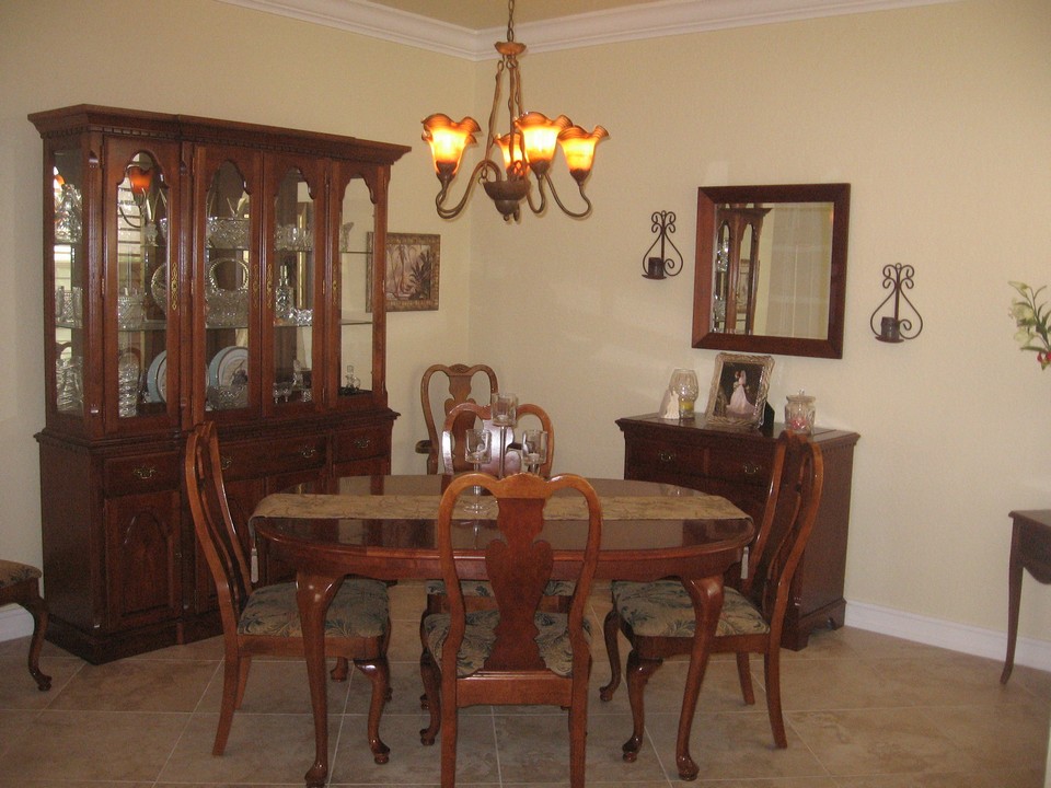 beautiful formal dining room