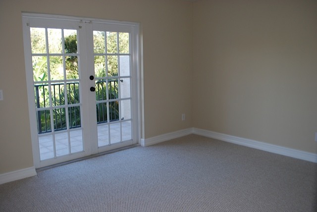 this large guest room also has access to the balcony.
