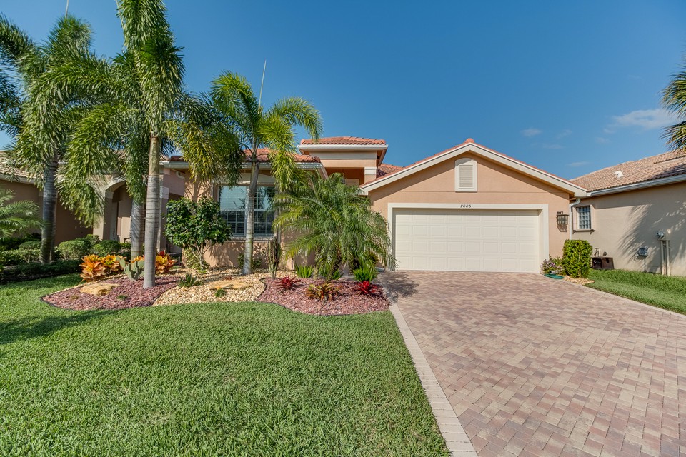 9885 Yellowfield Drive