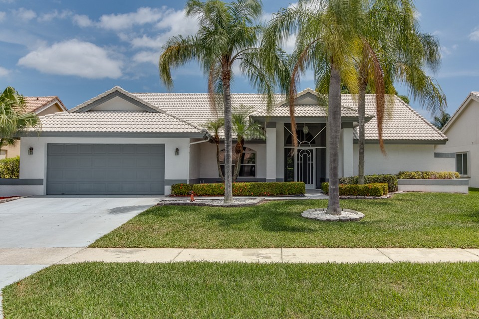 5911 Wedgewood Village Circle