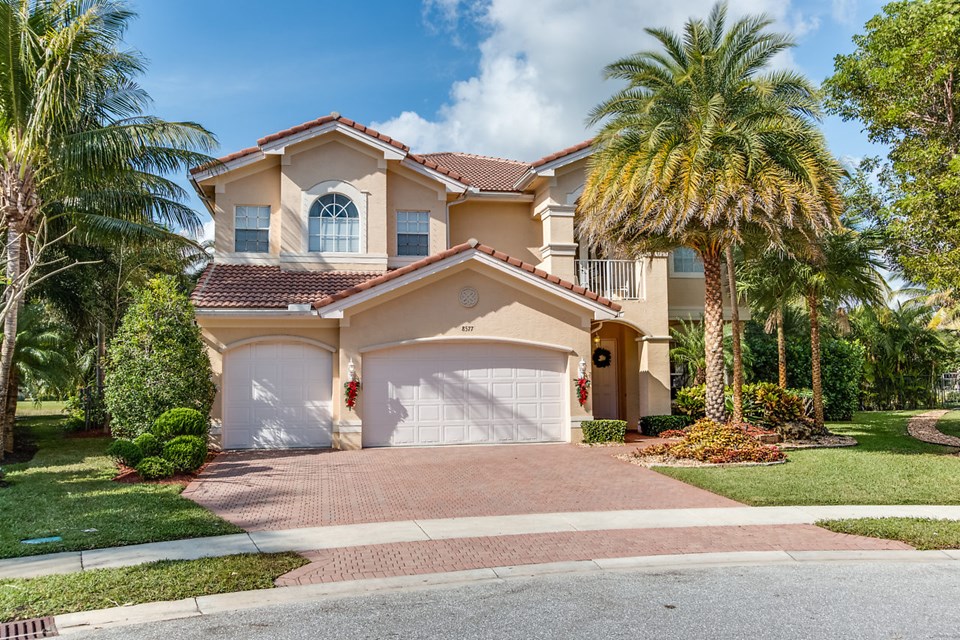 8577 Trailwinds Court