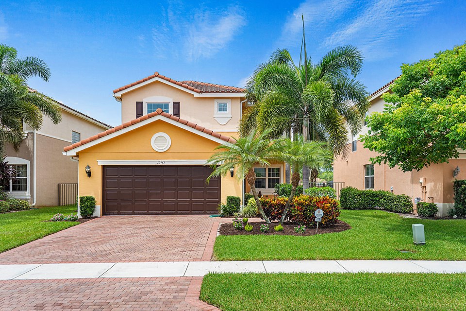 10761 Emilia Isles Terrace