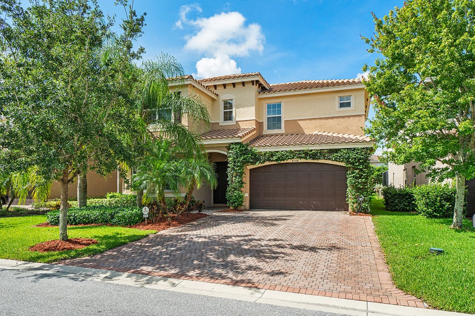 8158 Santalo Cove Court