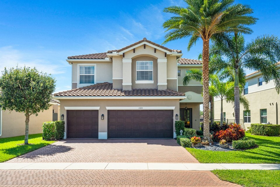 11684 Mantova Bay Circle