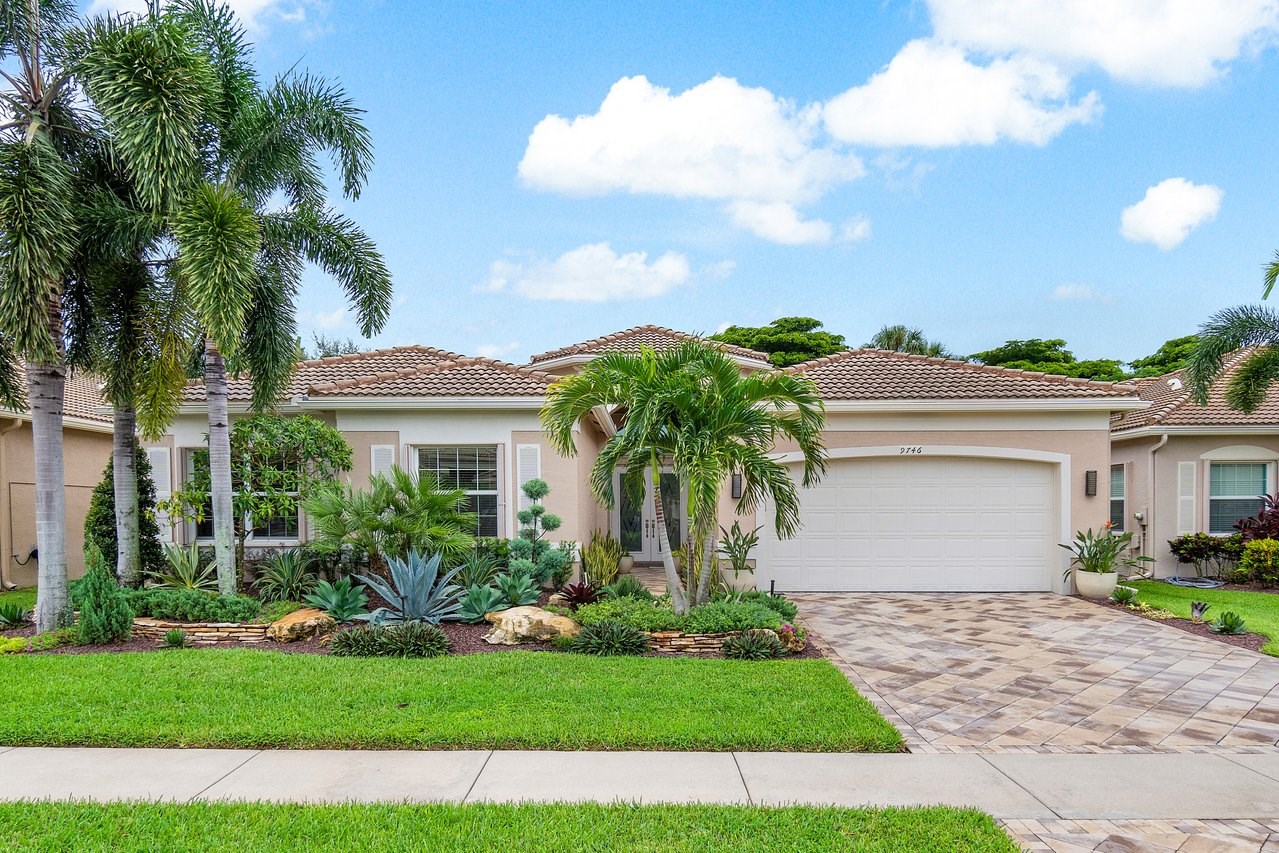 9746 Dovetree Isle Drive