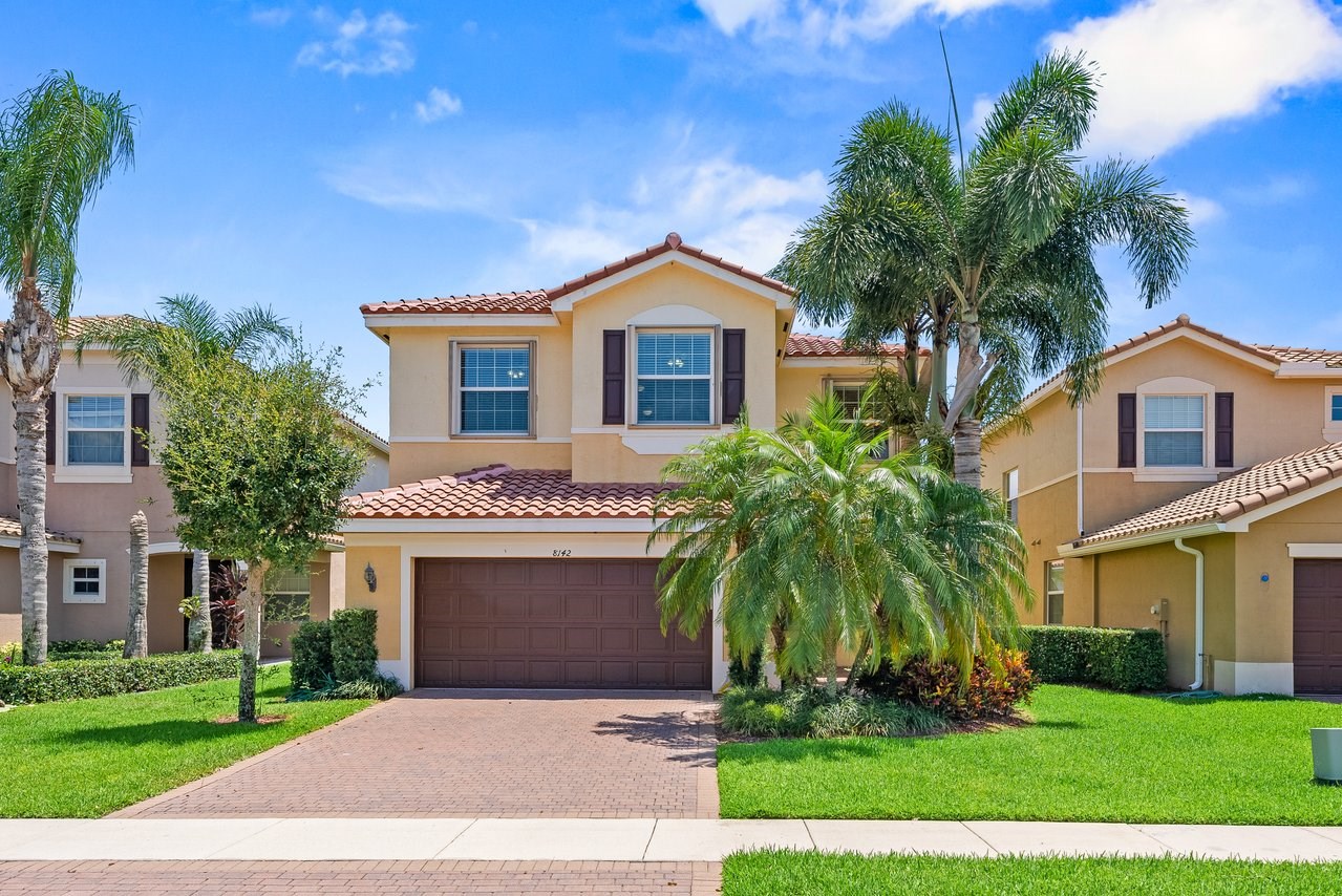 8142 Cantabria Falls Drive