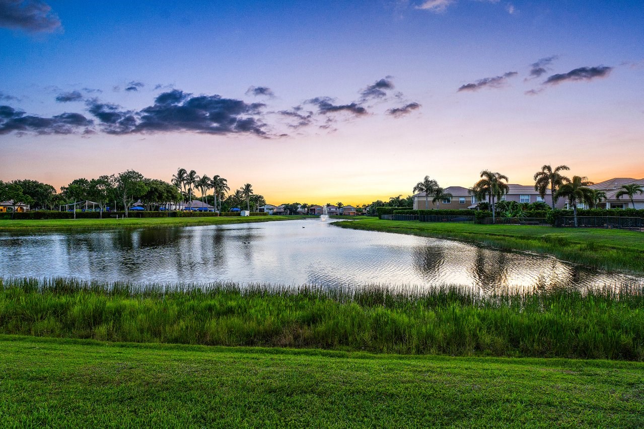 8375 Emerald Winds Circle