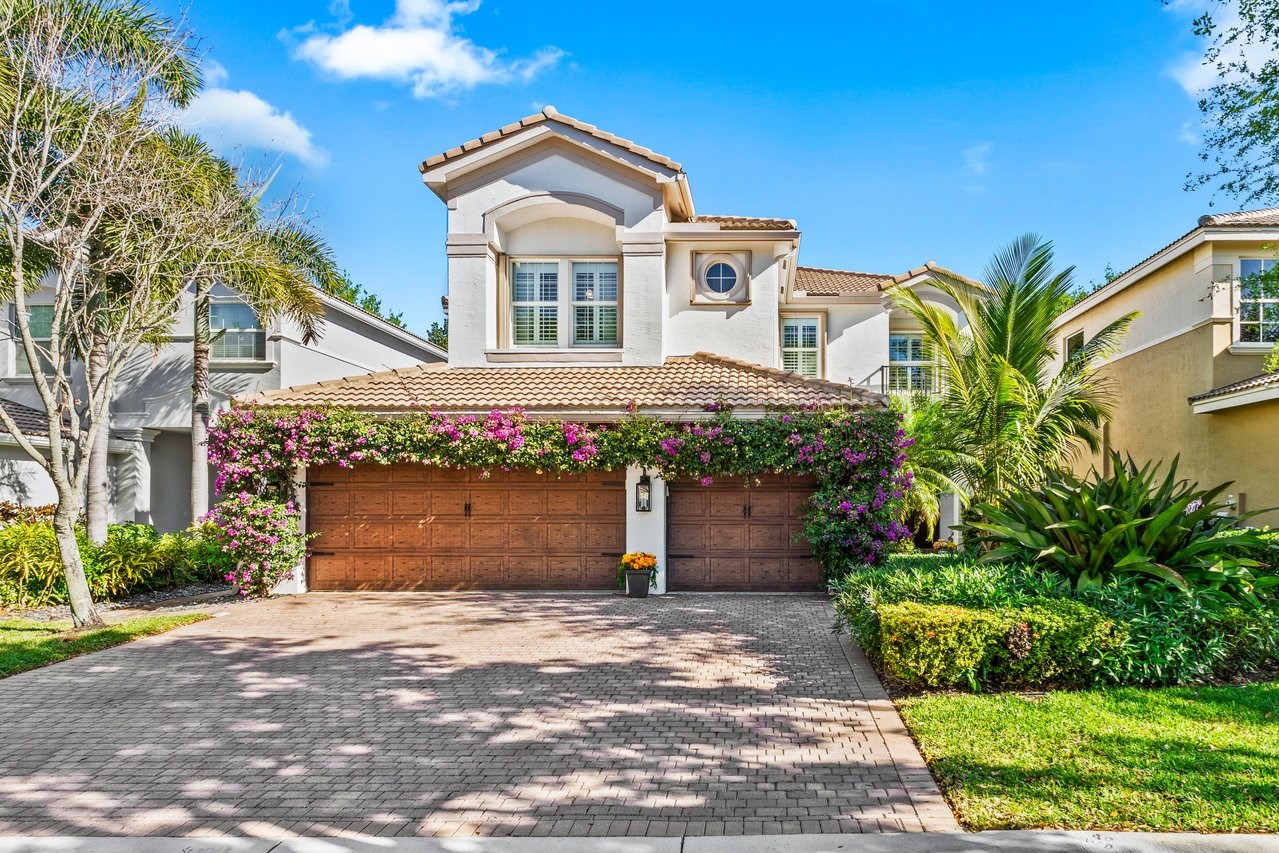 7931 Emerald Winds Circle