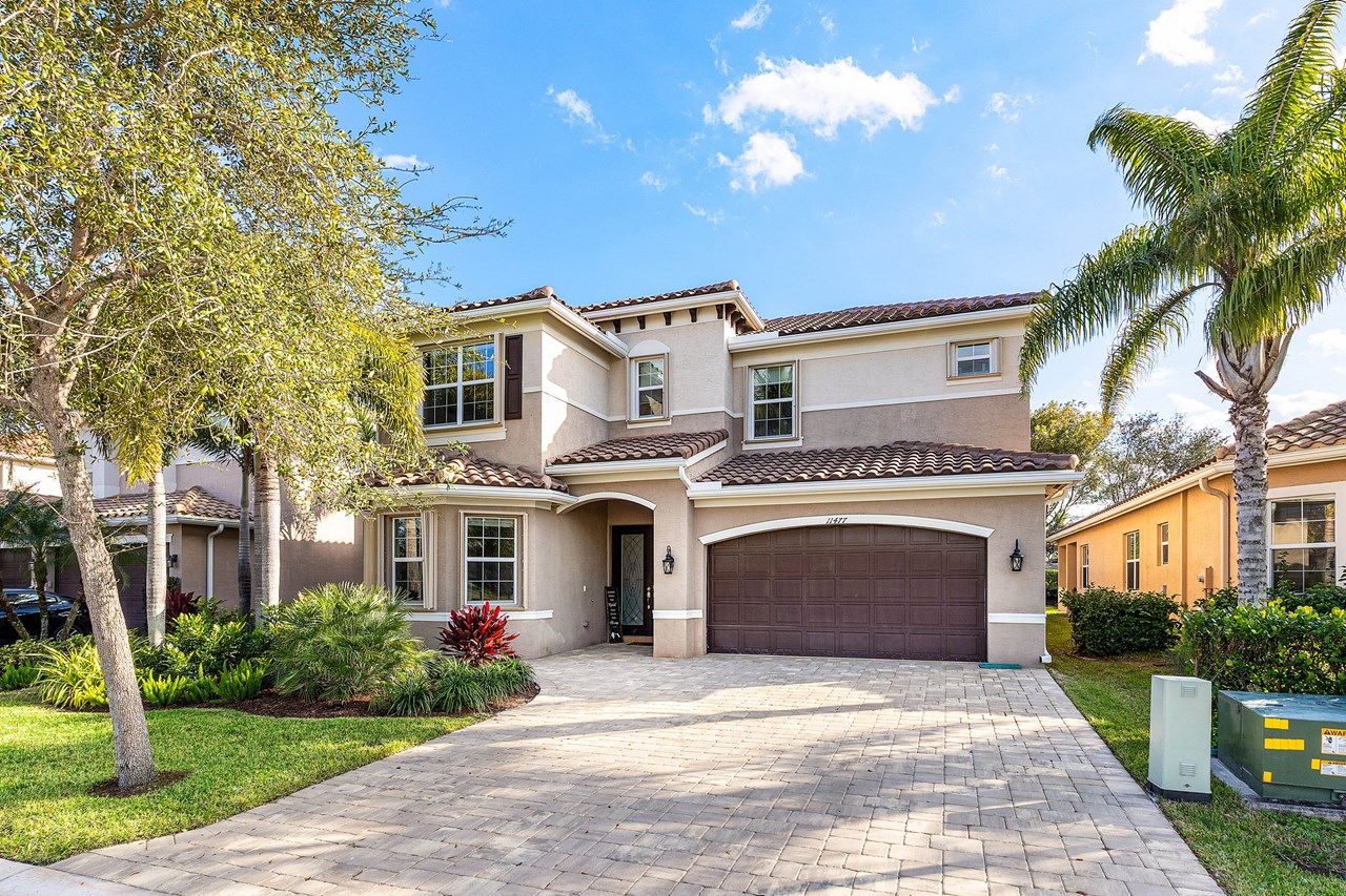11477 Mantova Bay Circle
